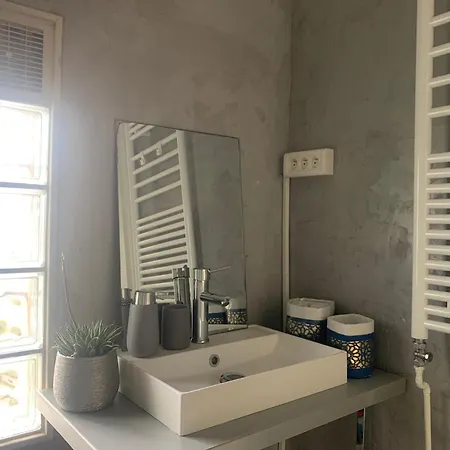 Pierres Meuliere Apartmán